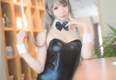 海角社区时尚潮流：解读最新穿搭与潮流趋势