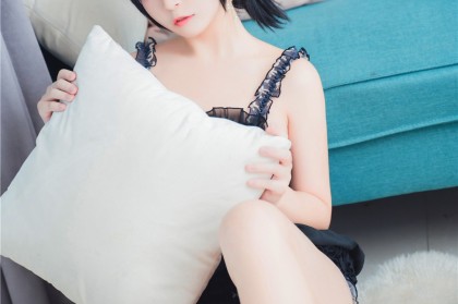 吃瓜网独家：后台视频中那不经意的依偎瞬间，被粉丝戏称为“甜蜜杀机”